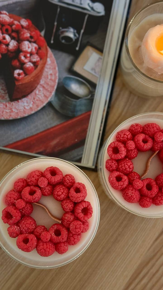 Парфумована свічка Малиновий чізкейк